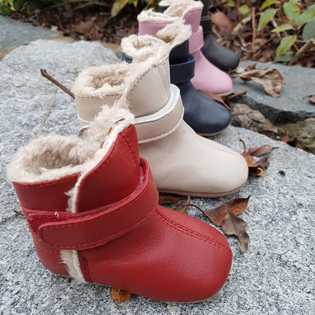 Pink Snug Boot by Skeanie