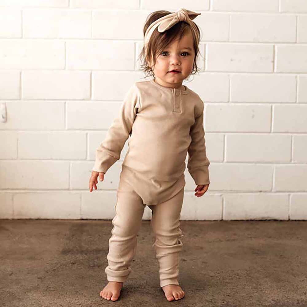 SNUGGLE HUNNY PEBBLE  LONG SLEEVE ORGANIC GROWSUIT